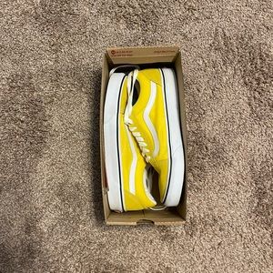 Vans Old Skool Shoes